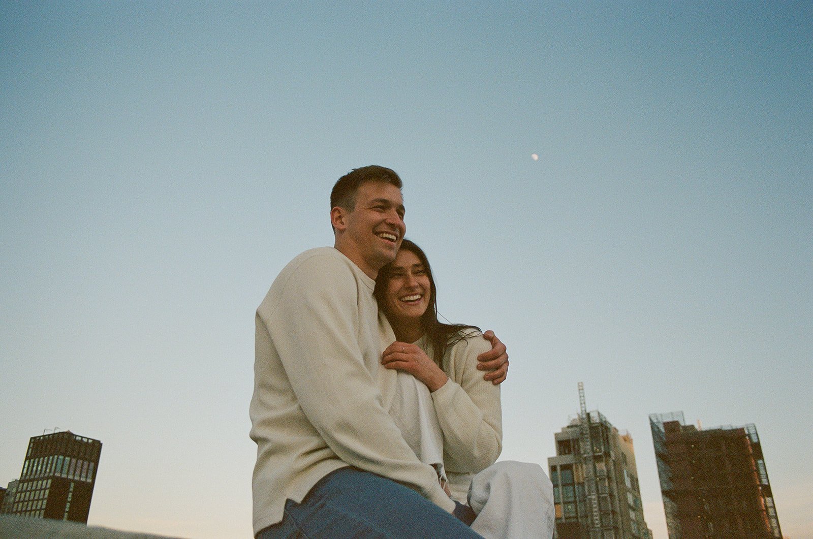 nyc-rooftop-engagement-session1.jpg