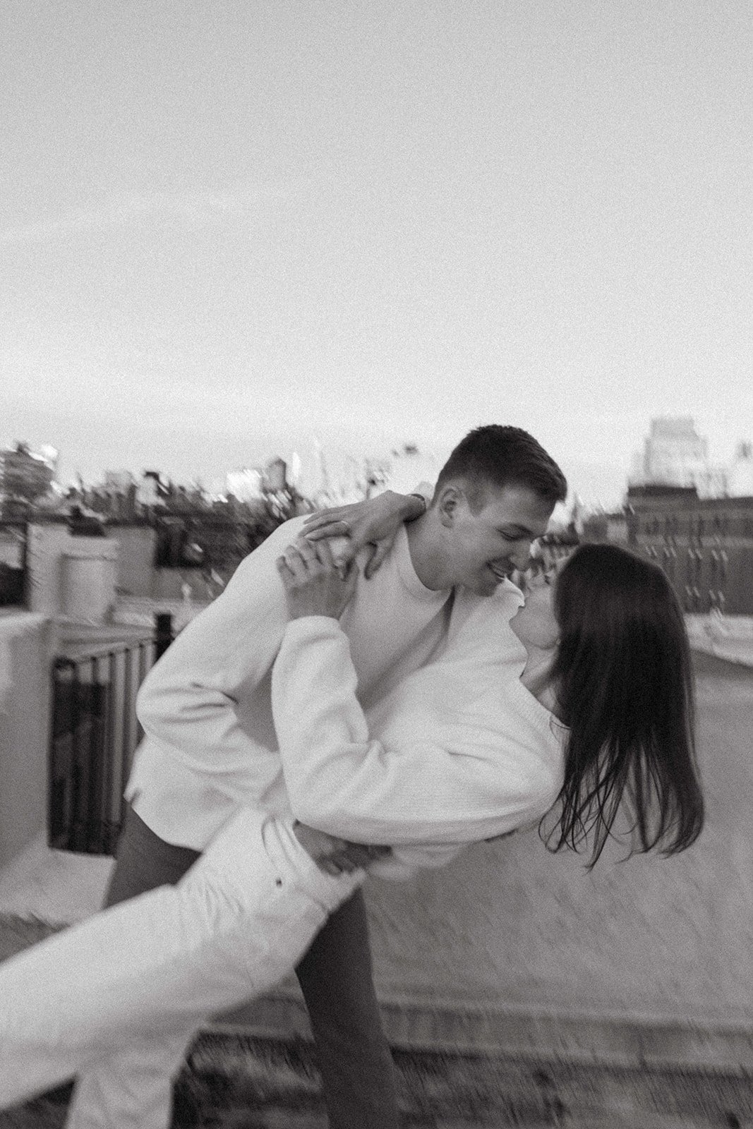 nyc-rooftop-engagement-session13.jpg