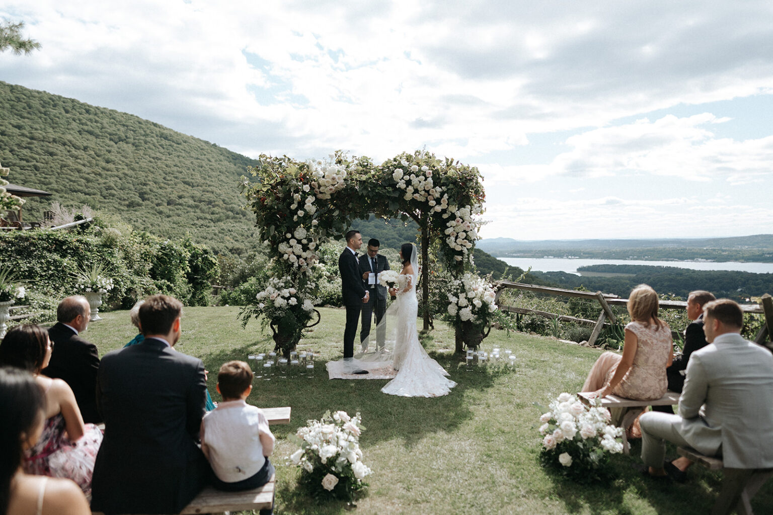 Lambs Hill Wedding Costnull